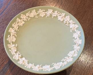 Wedgwood Jasperware Green Footed Small "Cup" Cake Stand. Photo 2 of 3.
