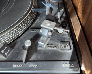 Dual CS Automatic Belt Turntable. Photo 2 of 2.