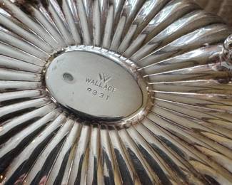Wallace Silver Plate Footed Oval Bowl. Photo 2 of 2.