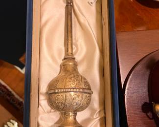 Silver, design on stand