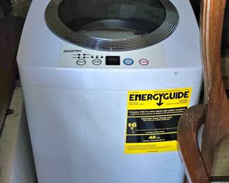 Giantex portable washing machine. 