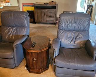 Pair of Blue Leather Recliners & Side Table