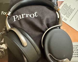 Parrot Wireless Noise Cancelling Headphones 