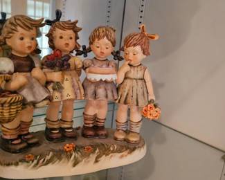 We Wish You The Best Hummel Century Collection Figurine #600 TMK7 