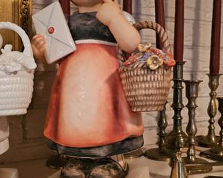 Hummel figurine Hum 13/V "Meditation with flowers" TMK 7 * Largest size 14inches