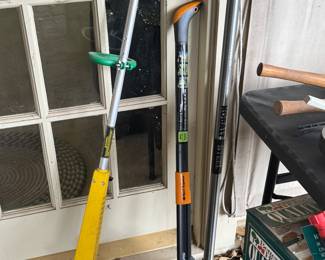 Weed Eater &  Fiskers Trimmer