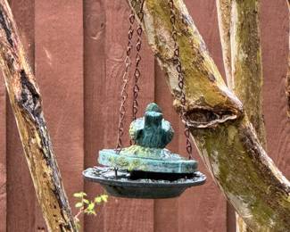 Metal Hanging Bird Feeder