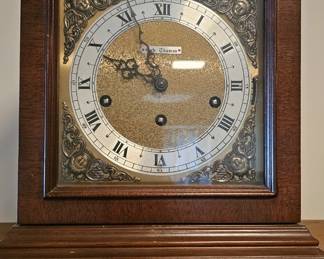 Vintage “Seth Thomas” Wind Up Antique Wood Mantel Clock A403- 001  7803