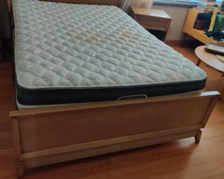 MCM Full sized bed