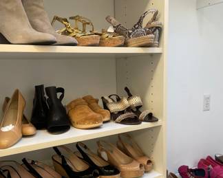 Stuart Weitzman, Vaneli, Coach & Tods 