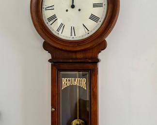 Regulator wall clock