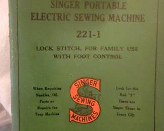 Singer Featherweight Sewing Machine
