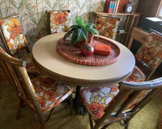 TW174Vintage Table And Chairs