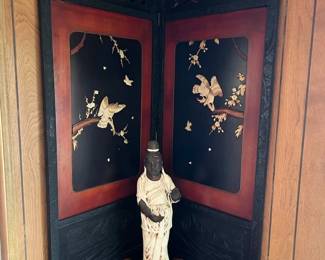 TW102VVintage Japanese Oriental Carved TwoPanel Screen and Statue