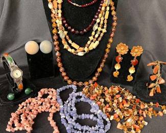 TW153Funky Vintage Beaded Jewels