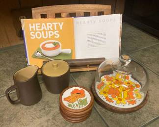 TW146Mikasa Terra Stone Cream, Sugar Bowl, Acacia Wood Cookbook Stand And More