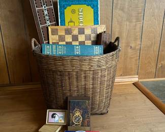 TW197Mystery Lot Of Vintage Games