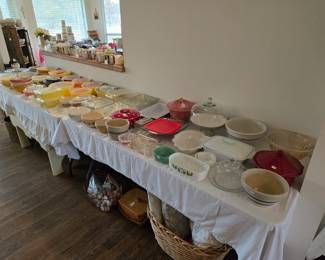 Pyrex, Corningware, Pottery, Depression Glass, Vintage Ribbed Glass Refrigerator Dish 1940s 