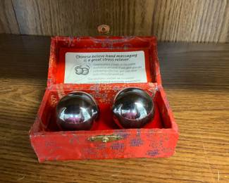 Chinese Hand Massaging Stress Relievers