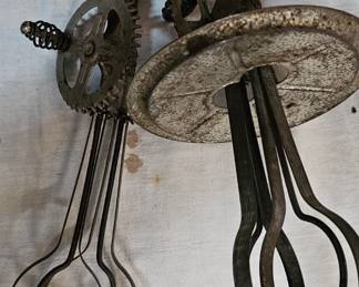VINTAGE KITCHEN UTENSILS
