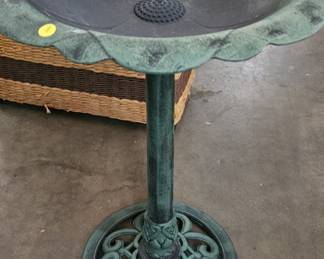BIRD BATH