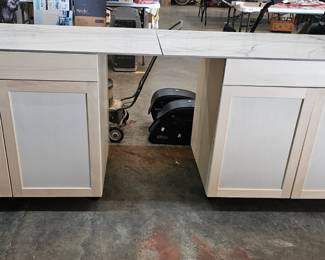 CABINET WITH COUNTER