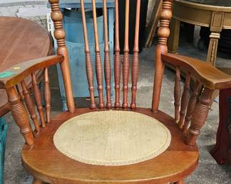 ROCKING CHAIR