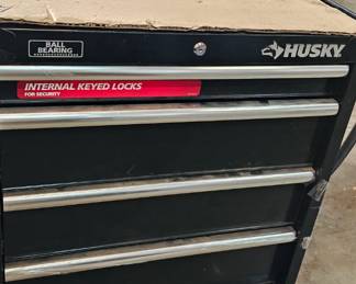 HUSKEY ROLLING TOOLBOX