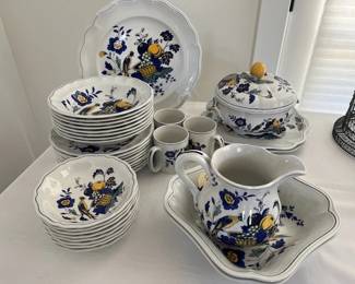 Spode Dishware Set