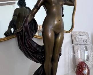 Bronze of "Phryne before Judges"