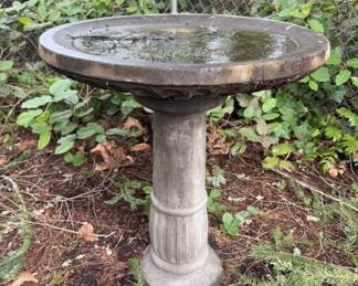 74 ConcreteBirdBathClassicGardenDcor