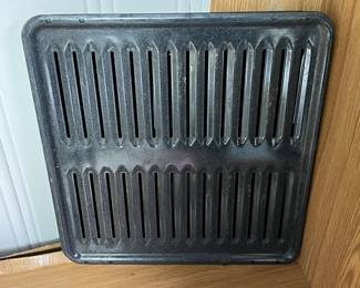 Lot 111 | Square Broiler Pan for Oven Dripping Pan