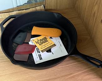 Lot 115 | 12" Lodge Cast Iron Skillet Pan, Handle & Scraper