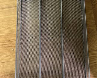Lot 119 | Metal Utensil Caddy