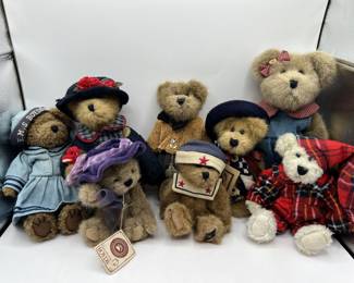 Lot 212 | Boyds Bears Teddy Bears Bear Collection Dolls