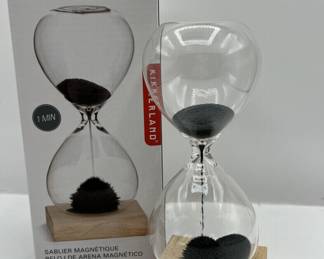Lot 160 | Kikkerland Magnetic Hourglass Timer 1 Min