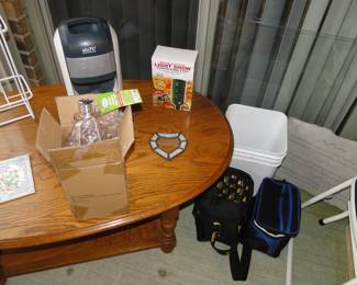 More lunch boxes, and other items