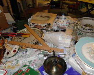 Lot's of great vintage finds and items