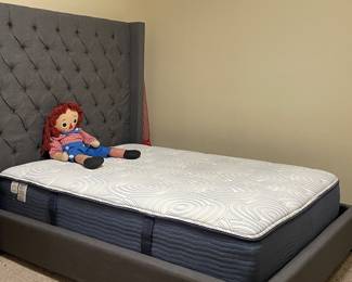 Queen Size Bed, Vintage Raggedy Andy