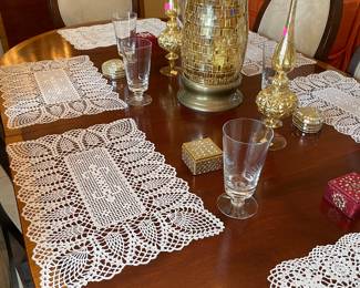 Duncan Phife Dining Table with Six Chairs and Two Leafs with Custom Made Pads