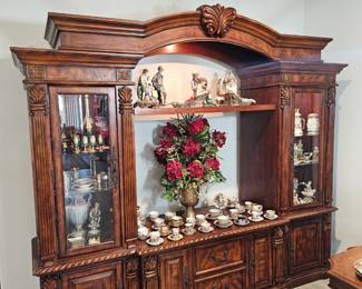 Cabinet full of Capodimonte porcelain figurines, porcelain  and Itailan Venetian Glass