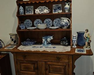 Antique buffet with Delft & Meissen 