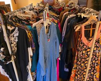 Women's Clothing (most Med and Large)