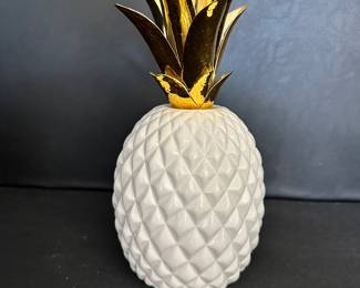 ceramic pineapple