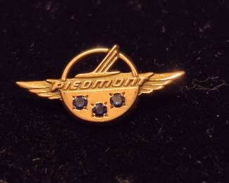 Piedmont Airlines Service Wings