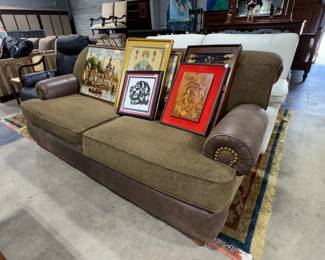 Sofa & Artwork Orlando