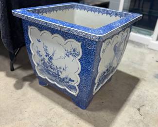 Oriental Ceramic Flower Pot Orlando Estate Auction