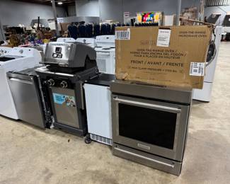 Stove, Ice Makers, Microwave, Dishwasher & Washer & Dryers Orlando Estate Auction