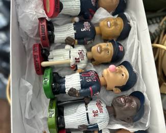 Bobble heads