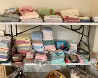 Tons of nice linens